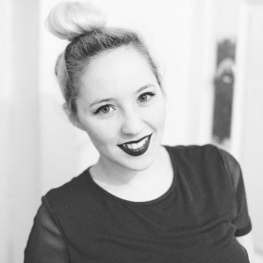 05e9bfd025314179aa73c604817e47cf-534x534.dm.edit_YaPVXN image of woman